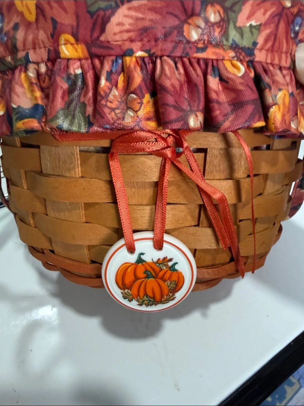Longaberger 1996 Small Pumpkin Basket with Liner, Protector and Pumpkin Tie-on